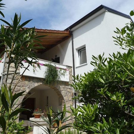 Apartments Milenka Punat Ngoại thất bức ảnh