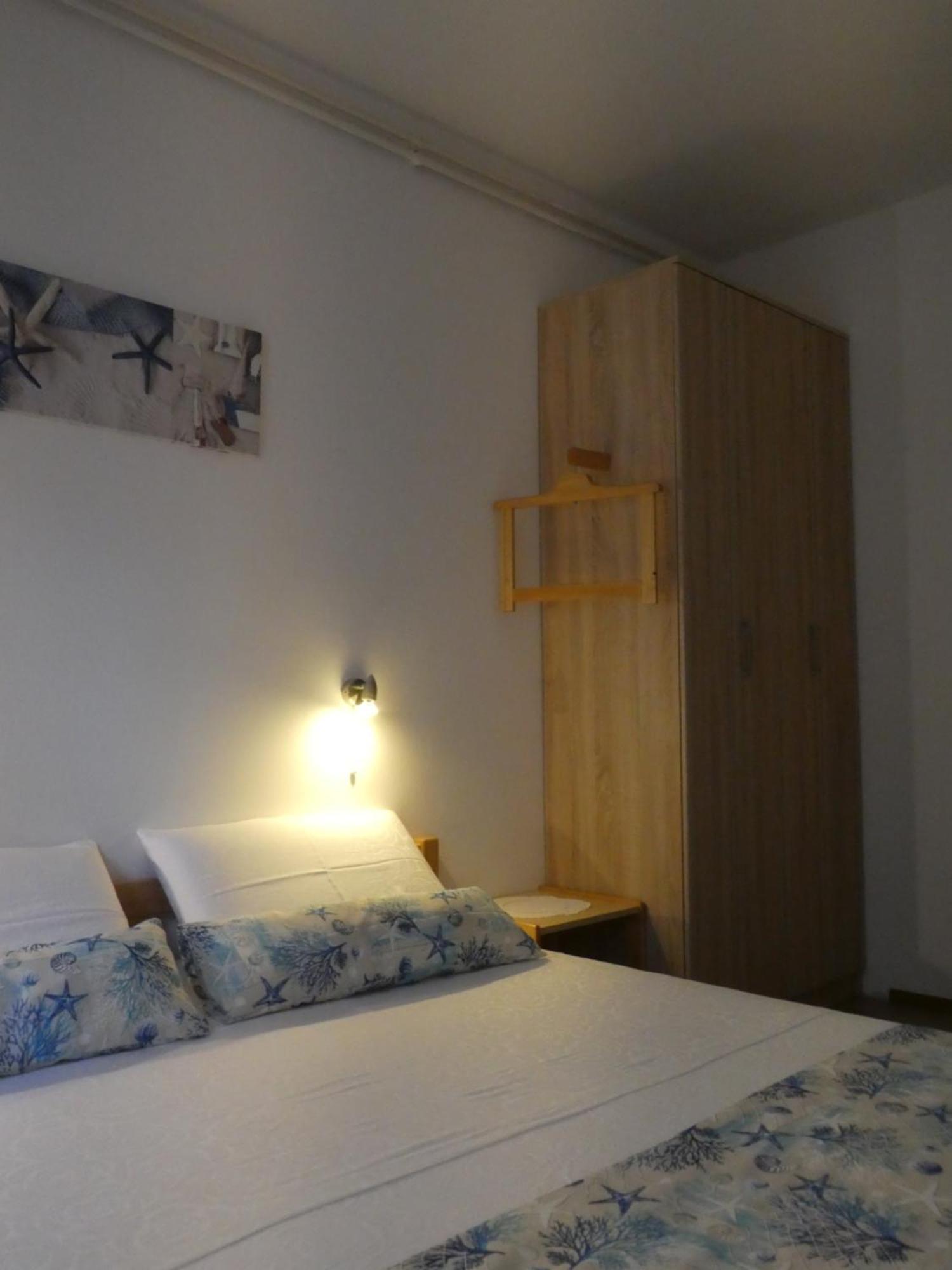 Apartments Milenka Punat Phòng bức ảnh